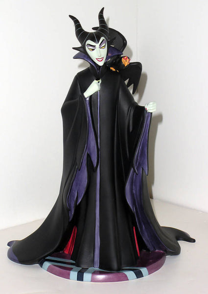 Maléfique Le Pouvoir du Mal (Maleficent 2) POP! Movies Maléfique Robe de  Banquet ( Feast Maleficent) Vinyle Figurine 10cm N°627